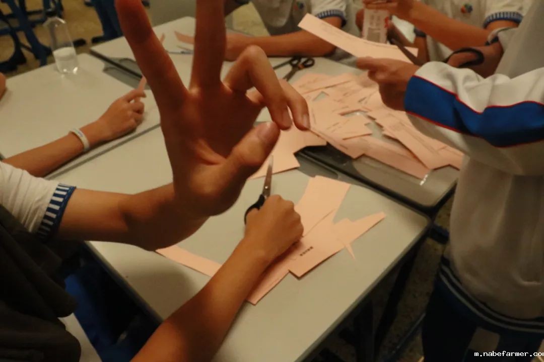 中外人文交流 | 师生共同演绎中国璀璨文化,见证中国力量!