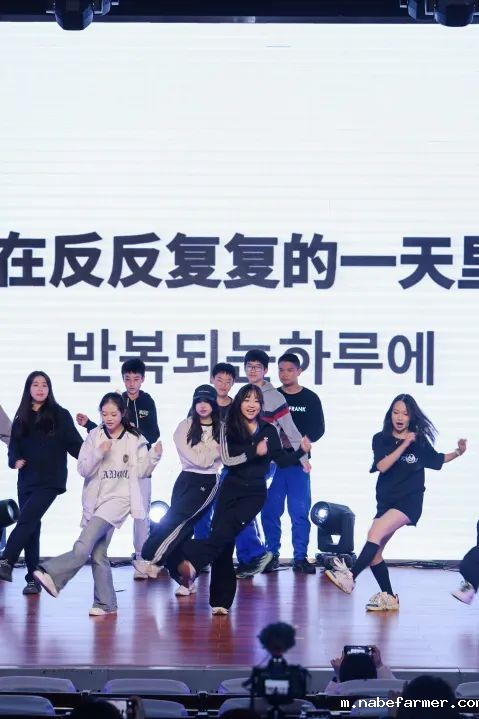 “跃动音符 绘梦时光”音乐会成功举办 | 青春以歌,师生共铸美好回忆