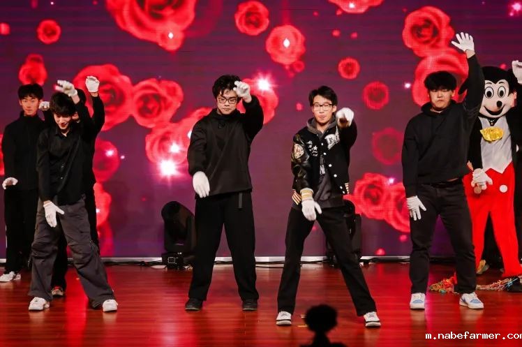 “跃动音符 绘梦时光”音乐会成功举办 | 青春以歌,师生共铸美好回忆