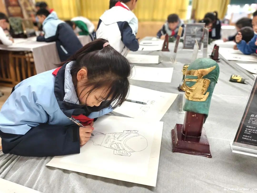 青铜纹样“开口说话”?三星堆神秘展空降成绵实外!