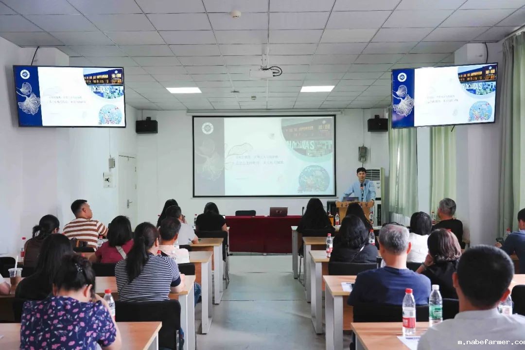 25年期中家长会|家校同心,共绘学子成长蓝图