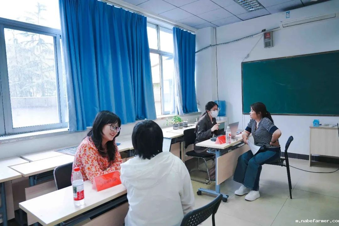 25年期中家长会|家校同心,共绘学子成长蓝图