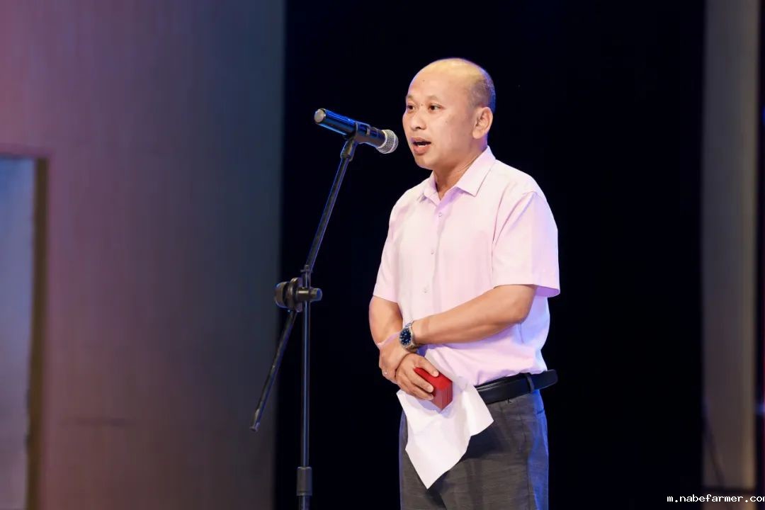 2025届成人礼暨毕业典礼丨星河路远,此去乘风