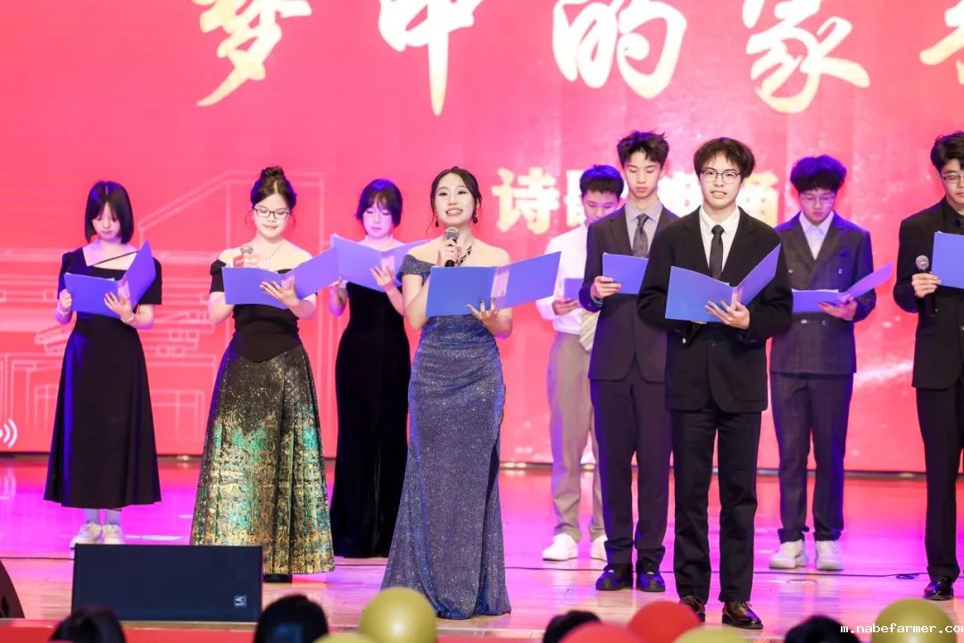 2025届成人礼暨毕业典礼丨星河路远,此去乘风