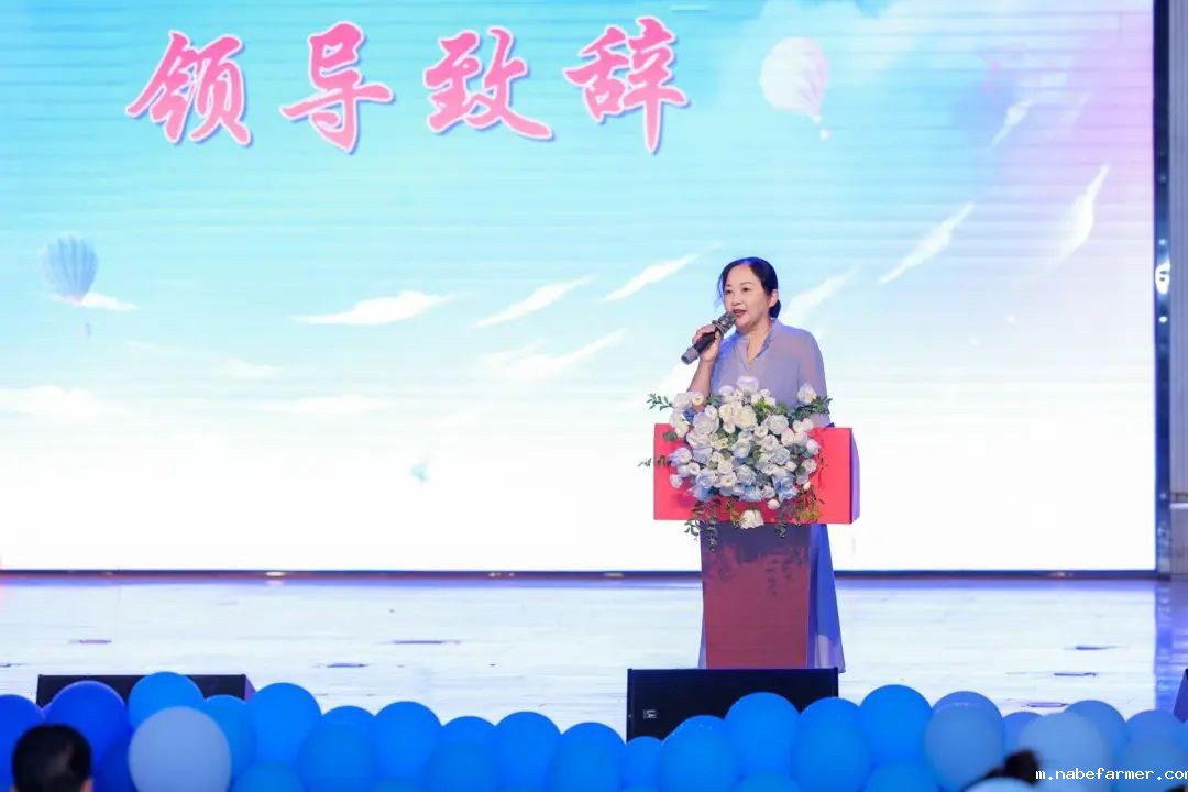 感恩献礼丨穿越时光长廊,礼成少年华章!