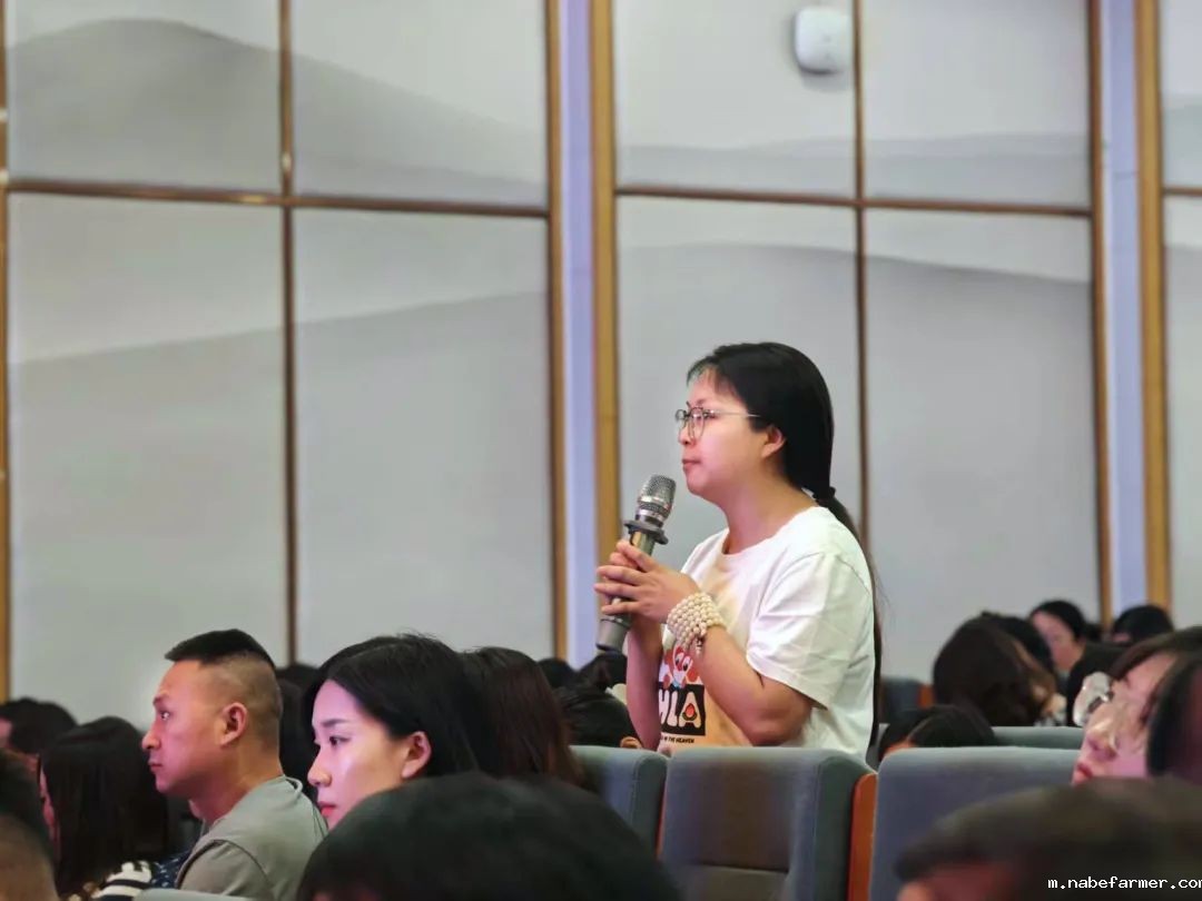 期末总结大会丨回眸幸福教育征程,共绘全人教育新章