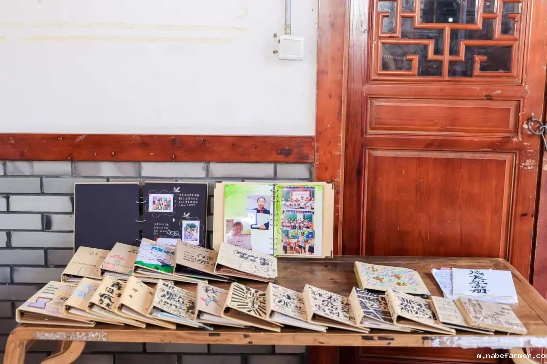 感恩献礼丨穿越时光长廊,礼成少年华章!