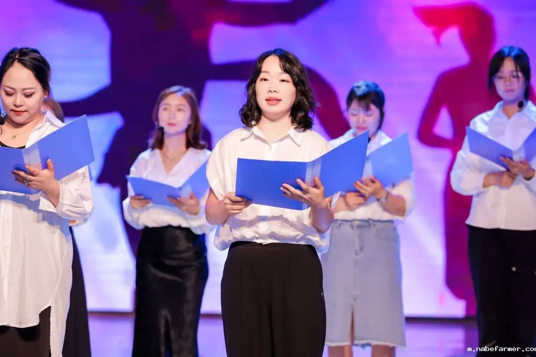 感恩献礼丨穿越时光长廊,礼成少年华章!