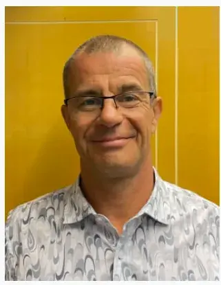 不出国就能参加的国际夏令营—剑桥名师执教阵容，植入联合国课程