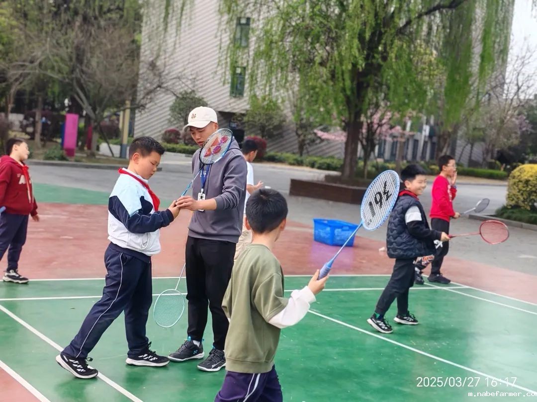 多元课程丨羽球飞扬，梦想启航