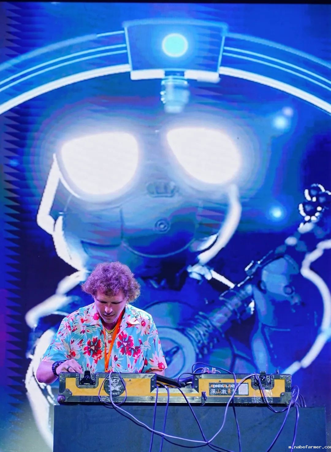 2025夏季嘉年华｜6小时音乐马拉松+60项游玩，在校园见证科技与夏日的碰撞！