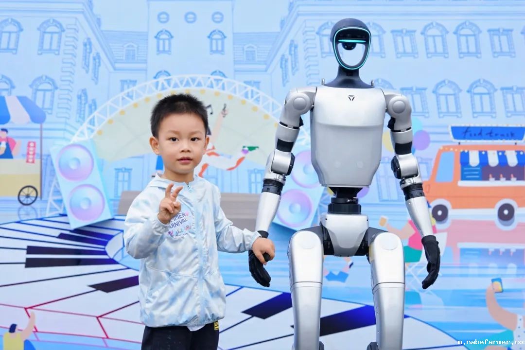 2025夏季嘉年华｜6小时音乐马拉松+60项游玩，在校园见证科技与夏日的碰撞！