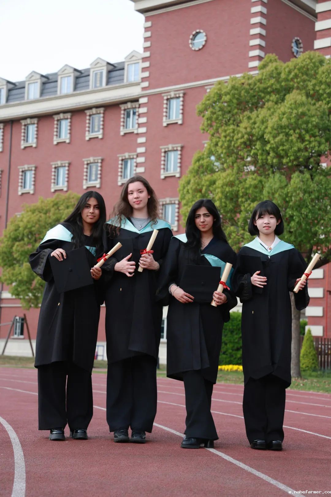 77%学子斩获世界前20大学录取！惠灵顿杭州校区2025届毕业生录取盘点