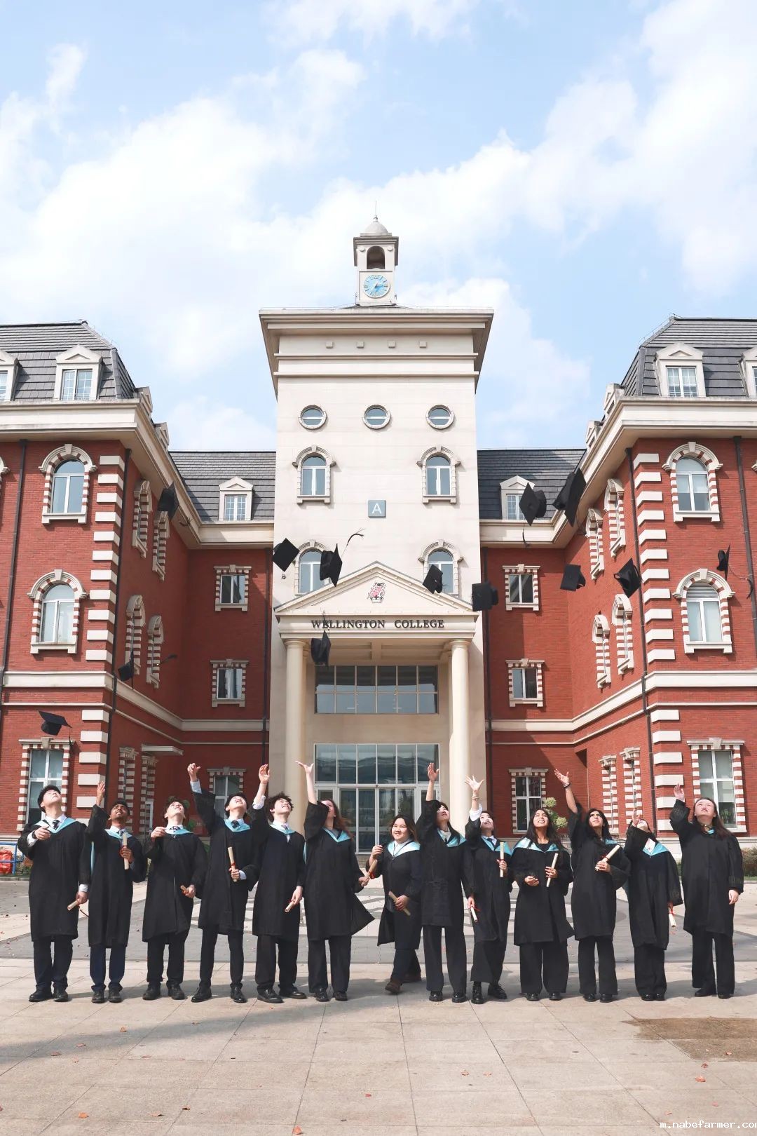 77%学子斩获世界前20大学录取！惠灵顿杭州校区2025届毕业生录取盘点