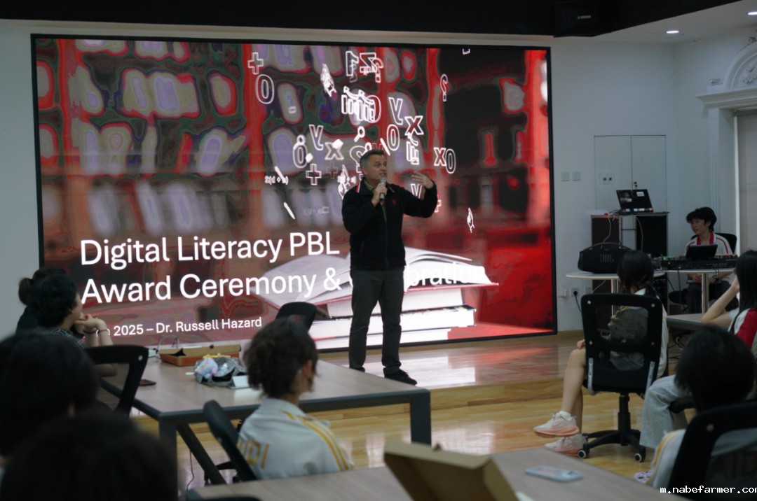 聚焦“数字素养”，赋能学子化身数字时代创造者与守护者