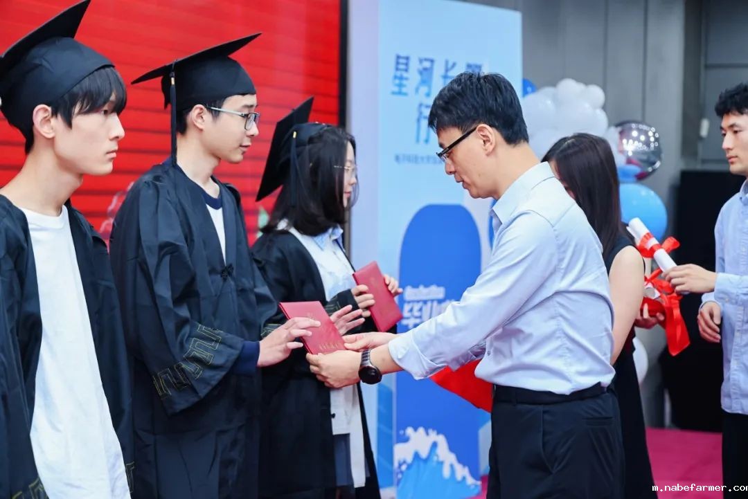 学子风采｜从雅思 5.0 到 7.5，他如何逆袭拿下世界名校 Offer?