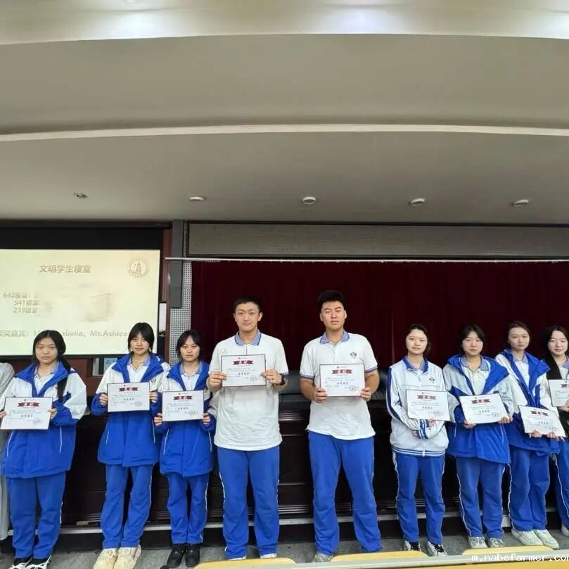 我们开学啦！执青春之笔，书写梦想新程