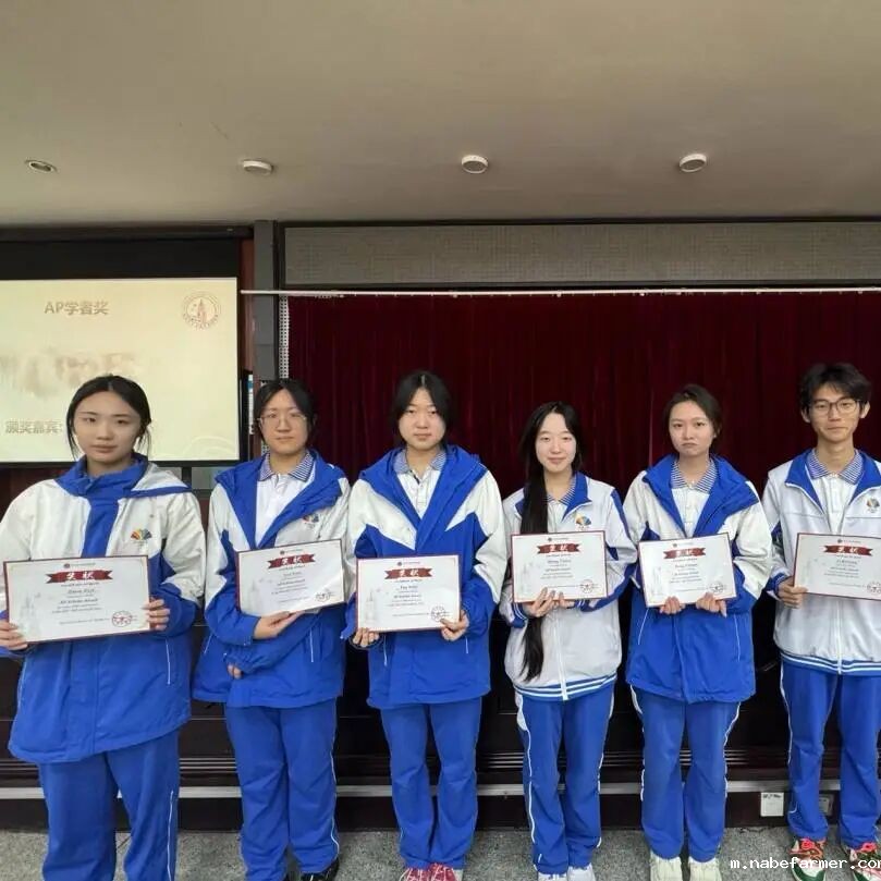 我们开学啦！执青春之笔，书写梦想新程