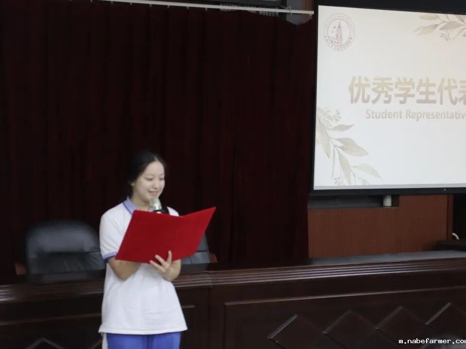 我们开学啦！执青春之笔，书写梦想新程